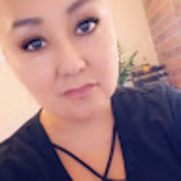 Meet your Posher, Kristie - Picture 1 of 1